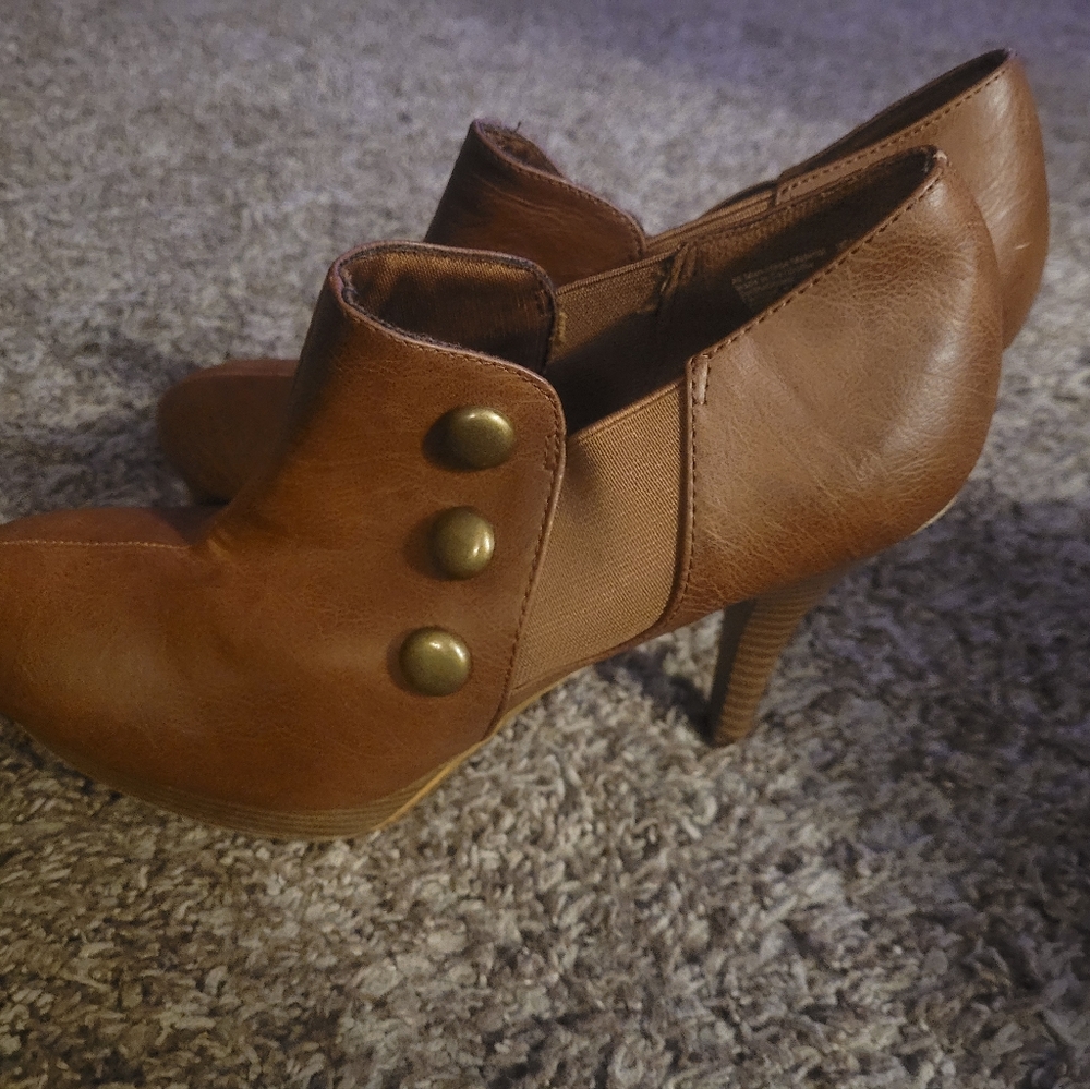 Fioni Slip-on Boot